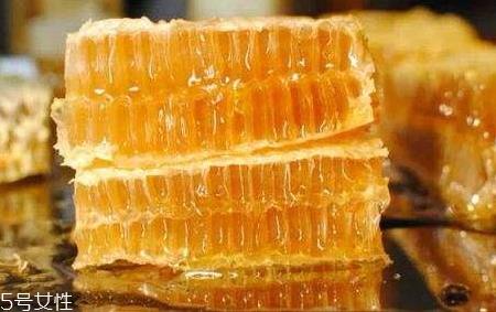 蜂巢蜜保质期 取决于保存的方法 蜂巢蜜保质期 取决于保存的方法