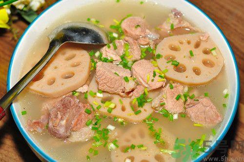 莲藕排骨汤孕妇可以吃吗?孕妇吃莲藕排骨汤好吗 莲藕排骨汤孕妇可以吃吗?孕妇吃莲藕排骨汤好吗