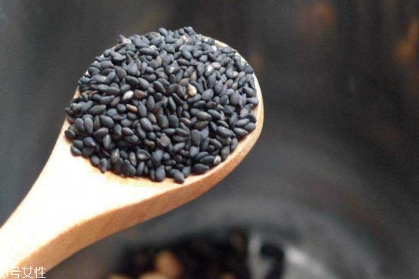 吃些什么可以有效的帮助治疗脱发问题