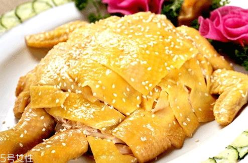 盐焗鸡可以放多久 建议趁新鲜食用 盐焗鸡可以放多久 建议趁新鲜食用