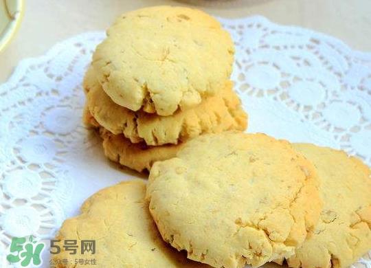 桃酥可以不放小苏打吗 桃酥不放小苏打做法 桃酥可以不放小苏打吗 桃酥不放小苏打做法