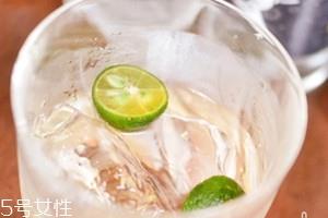 高粱酒哪个品牌好 高粱酒哪里产的好 高粱酒哪个品牌好 高粱酒哪里产的好
