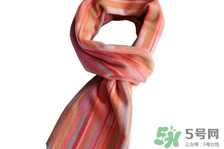 怎样辨别巴宝莉山羊绒围巾真假?巴宝莉围巾真假辨别 怎样辨别巴宝莉山羊绒围巾真假?巴宝莉围巾真假辨别