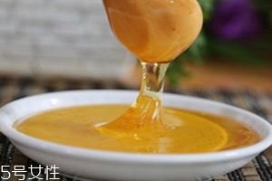 益母草蜂蜜什么时候喝 益母草蜂蜜好喝吗 益母草蜂蜜什么时候喝 益母草蜂蜜好喝吗