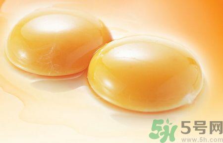 米汤可以和蛋黄一起吃吗?米汤能和蛋黄同吃吗?