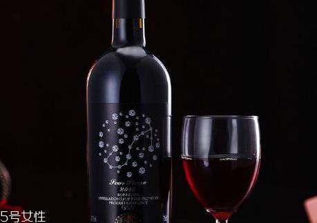 红葡萄酒怎么喝最好的 红葡萄酒可以冷藏后喝吗