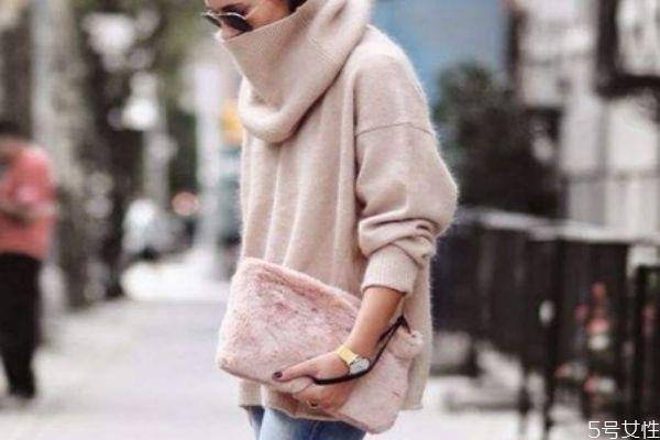 毛衣用洗衣机洗会变形吗 毛衣怎么洗不变形 毛衣用洗衣机洗会变形吗 毛衣怎么洗不变形