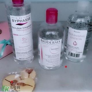 蓓昂斯和卸妆皇后哪个好？蓓昂斯卸妆水和日本皇后卸妆水对比