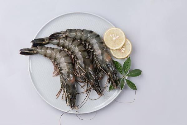 黑虎虾的虾线怎么挑 黑虎虾要去虾线吗 黑虎虾的虾线怎么挑 黑虎虾要去虾线吗