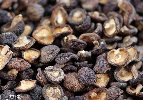 干香菇怎么洗才干净 干香菇的清洗方法 干香菇怎么洗才干净 干香菇的清洗方法