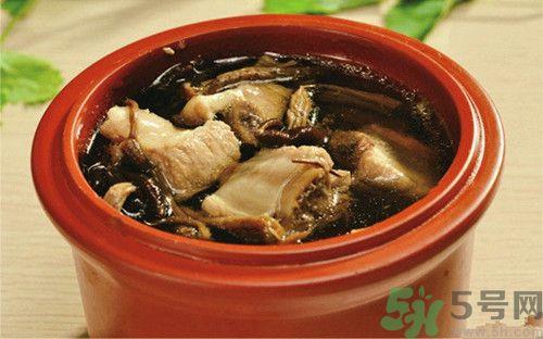 茶树菇排骨汤孕妇可以吃吗?茶树菇排骨汤的做法 茶树菇排骨汤孕妇可以吃吗?茶树菇排骨汤的做法