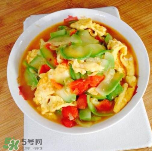 角瓜和西红柿能一起吃吗?西红柿炒角瓜怎么做好吃? 角瓜和西红柿能一起吃吗?西红柿炒角瓜怎么做好吃?