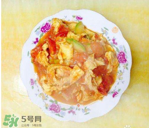 角瓜和西红柿能一起吃吗?西红柿炒角瓜怎么做好吃? 角瓜和西红柿能一起吃吗?西红柿炒角瓜怎么做好吃?