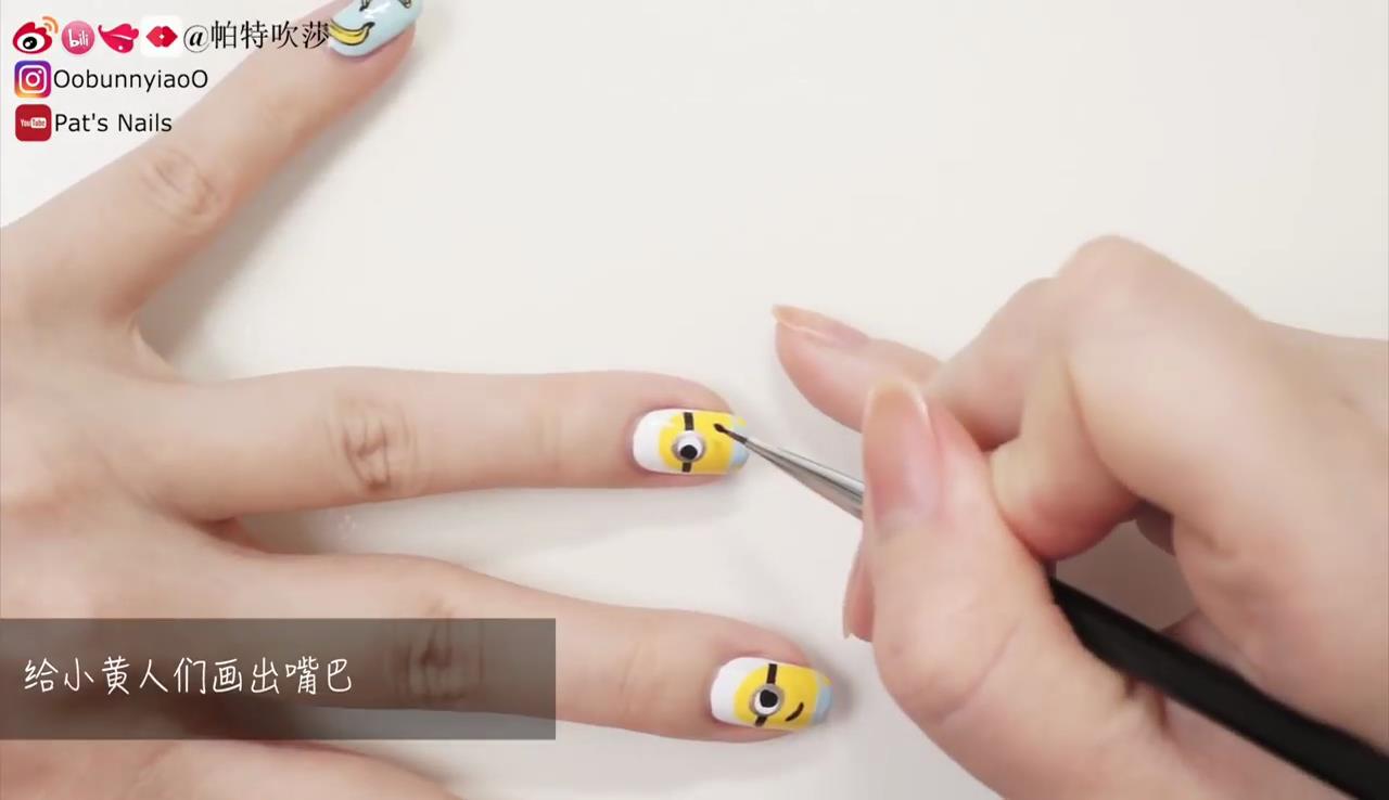 小黄人美甲图片 小黄人美甲教程