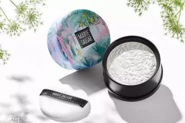 适合夏天用的散粉有哪些 平价好用的散粉推荐 适合夏天用的散粉有哪些 平价好用的散粉推荐