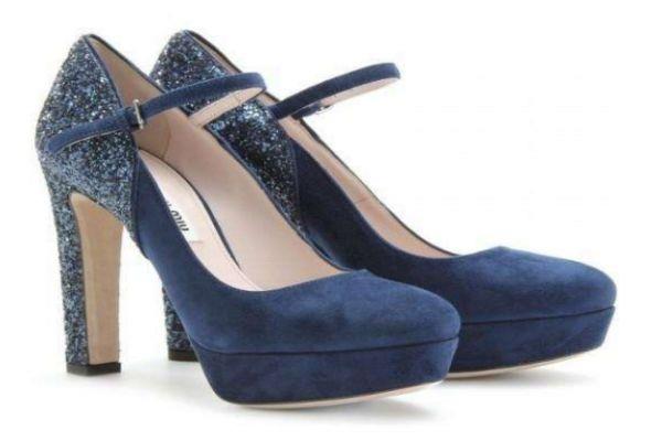 孕妇穿高跟鞋有什么危害呢 高跟鞋不适合怎么人群穿呢 孕妇穿高跟鞋有什么危害呢 高跟鞋不适合怎么人群穿呢