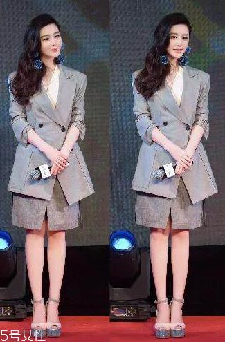 格纹西装配什么裤子 5种搭配塑造英伦气质 格纹西装配什么裤子 5种搭配塑造英伦气质