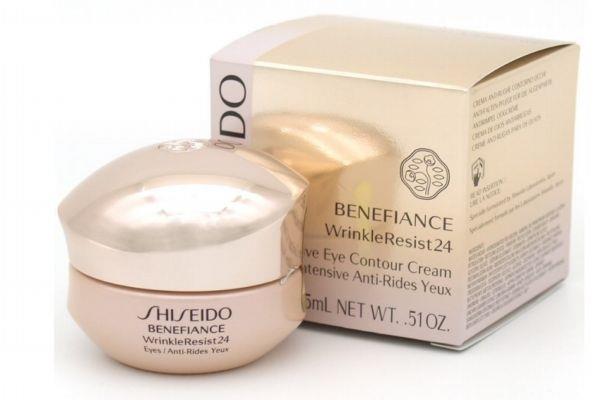 盼丽风姿眼霜适合什么年龄 盼丽风姿眼霜真假 盼丽风姿眼霜适合什么年龄 盼丽风姿眼霜真假