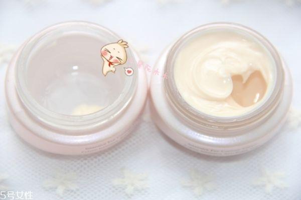 盼丽风姿眼霜适合什么年龄 盼丽风姿眼霜真假 盼丽风姿眼霜适合什么年龄 盼丽风姿眼霜真假