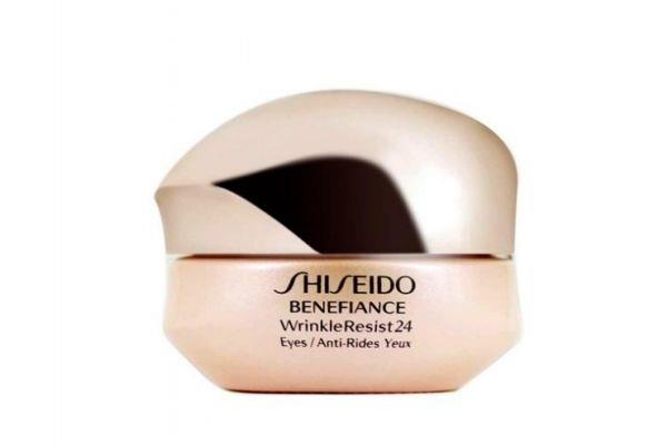 盼丽风姿眼霜适合什么年龄 盼丽风姿眼霜真假 盼丽风姿眼霜适合什么年龄 盼丽风姿眼霜真假