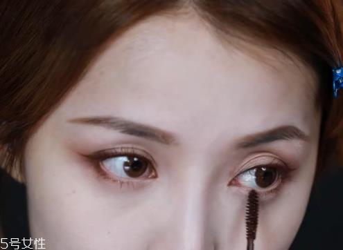 pony女神级妆容怎么化 pony小脸化妆技巧 pony女神级妆容怎么化 pony小脸化妆技巧