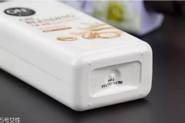 lg on身体乳怎么样 lg on身体乳最香味道推荐 lg on身体乳怎么样 lg on身体乳最香味道推荐