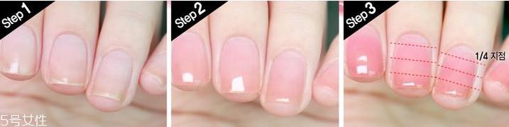 美甲渐变色的做法图解 渐变美甲怎么做教程图片 美甲渐变色的做法图解 渐变美甲怎么做教程图片
