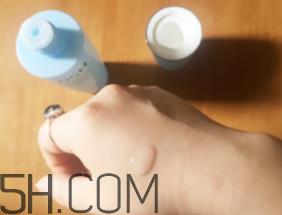 欧诗漫智慧水油不油?欧诗漫智慧水适合油皮吗 欧诗漫智慧水油不油?欧诗漫智慧水适合油皮吗