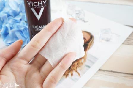 薇姿魔幻水怎么样?薇姿水光焕亮角质调理液好用吗? 薇姿魔幻水怎么样?薇姿水光焕亮角质调理液好用吗?