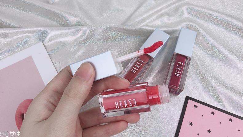 韩熙贞唇釉怎么样 简单打造光感玻璃唇 韩熙贞唇釉怎么样 简单打造光感玻璃唇