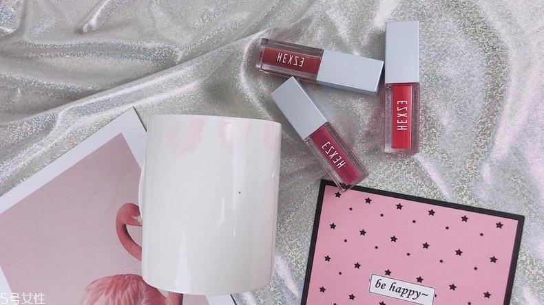 韩熙贞唇釉怎么样 简单打造光感玻璃唇 韩熙贞唇釉怎么样 简单打造光感玻璃唇