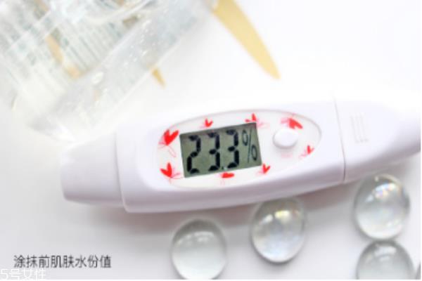 倩碧透明黄油好用吗 倩碧透明黄油使用评测 倩碧透明黄油好用吗 倩碧透明黄油使用评测