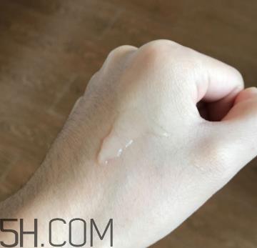 欧诗漫智慧水是爽肤水吗 欧诗漫智慧水怎么用 欧诗漫智慧水是爽肤水吗 欧诗漫智慧水怎么用