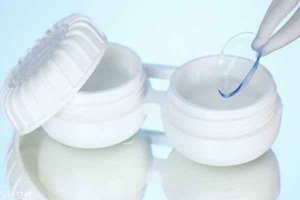 戴美瞳会得眼结石吗 教你健康佩戴 戴美瞳会得眼结石吗 教你健康佩戴