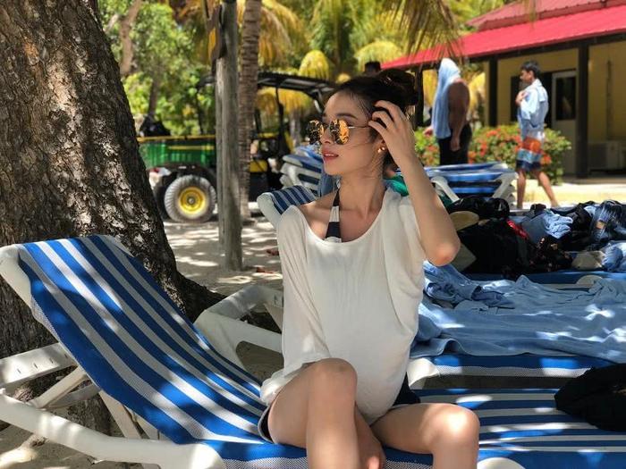 T-ara朴智妍因病停工后晒度假照报平安 却骨瘦如柴令人担心