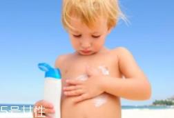 使用防晒产品后一定要卸妆吗?要看防晒产品类型 使用防晒产品后一定要卸妆吗?要看防晒产品类型