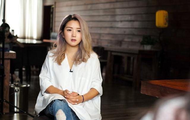 何洁又要离婚了。太意外了,为了那般?都是男人的错?