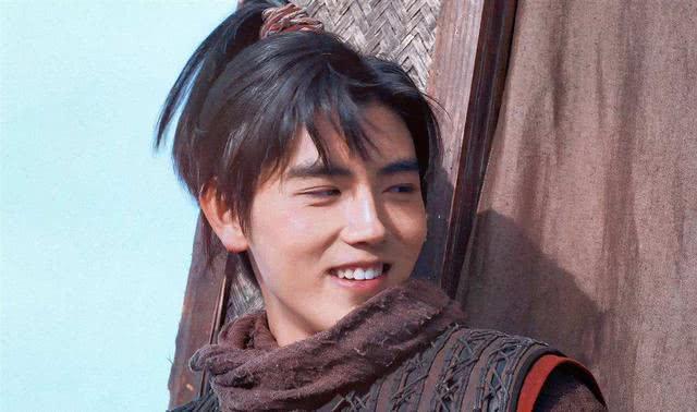 陈凯歌说自己不会加入外籍,而他儿子陈飞宇被北影录取时却是美籍