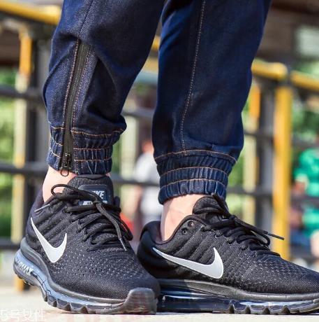 气垫鞋适合跑步吗？气垫鞋可以跑步穿吗？