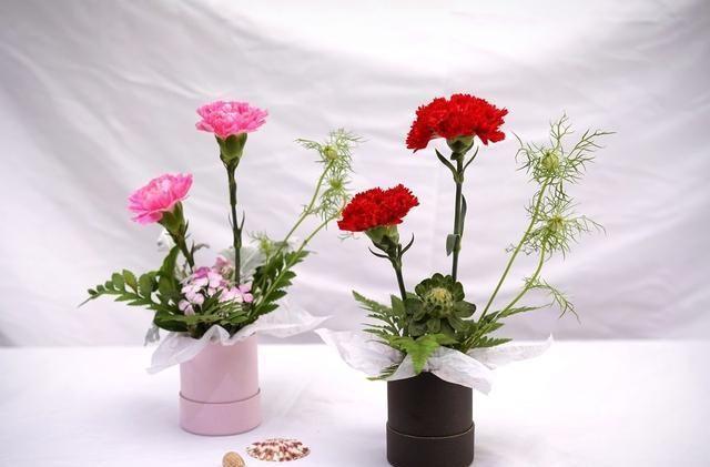 你知道你和星星有什么区别吗5星星在天上，你在我心里