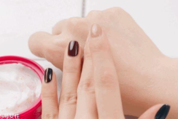 资生堂尿素护手霜孕妇能用吗 可以放心使用哦 资生堂尿素护手霜孕妇能用吗 可以放心使用哦