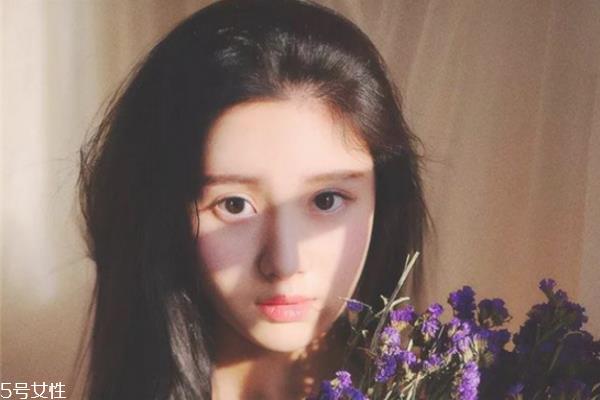 美瞳哪个颜色自然 自然色美瞳推荐 美瞳哪个颜色自然 自然色美瞳推荐