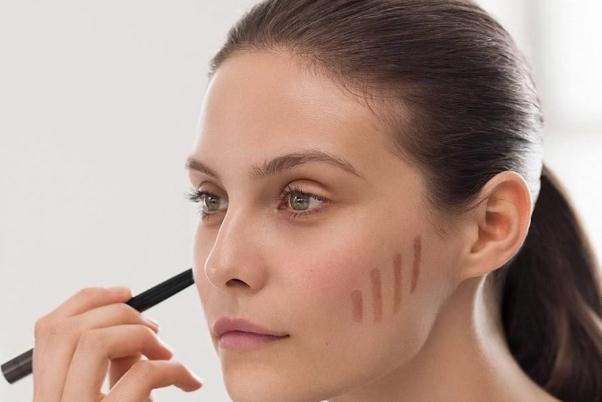 修容要用什么刷子 修容要用卸妆水吗 修容要用什么刷子 修容要用卸妆水吗