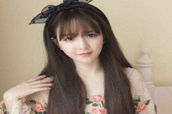 直发膏和软化膏是一样的吗 直发膏使用时要注意 直发膏和软化膏是一样的吗 直发膏使用时要注意