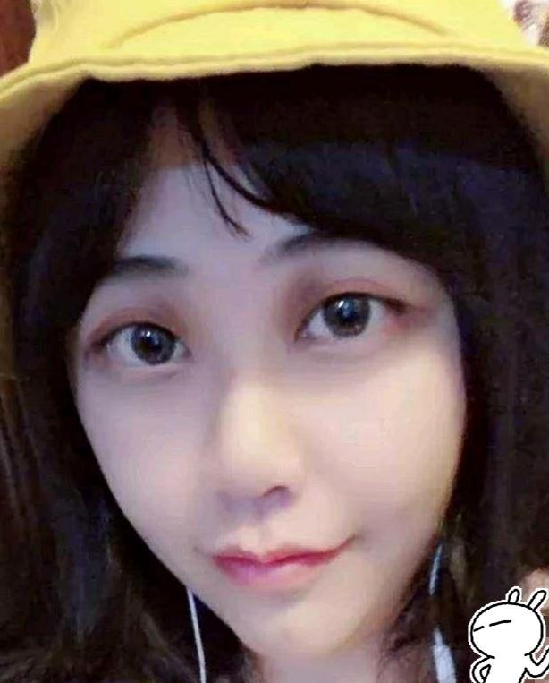 “斗鱼一姐”乔碧萝还不死心？微博简介成亮点，等着被封杀吧？