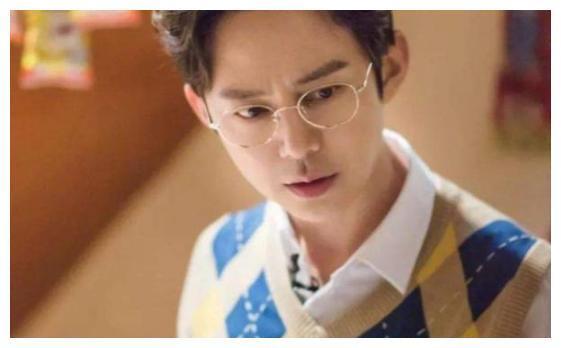 何炅儿子已有19岁?竟还是娱乐圈当红小鲜肉?本人终于回应了!