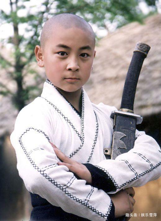 31岁释小龙VS 31岁曹骏,同岁不同命,网友:瘦了帅过鹿晗