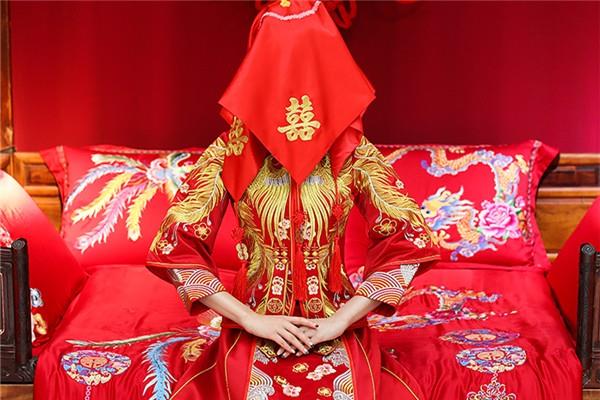 秀禾服是什么意思 秀禾服的来历和寓意 秀禾服是什么意思 秀禾服的来历和寓意