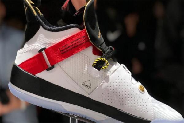 aj33怎么松鞋带 巧妙的鞋带设计 aj33怎么松鞋带 巧妙的鞋带设计