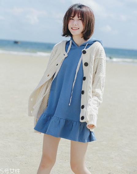 今年流行什么颜色针织开衫?这三款一定要有 今年流行什么颜色针织开衫?这三款一定要有